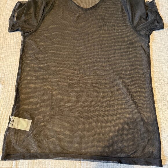 Sheer v-neck t-shirt - size small - Picture 2 of 4